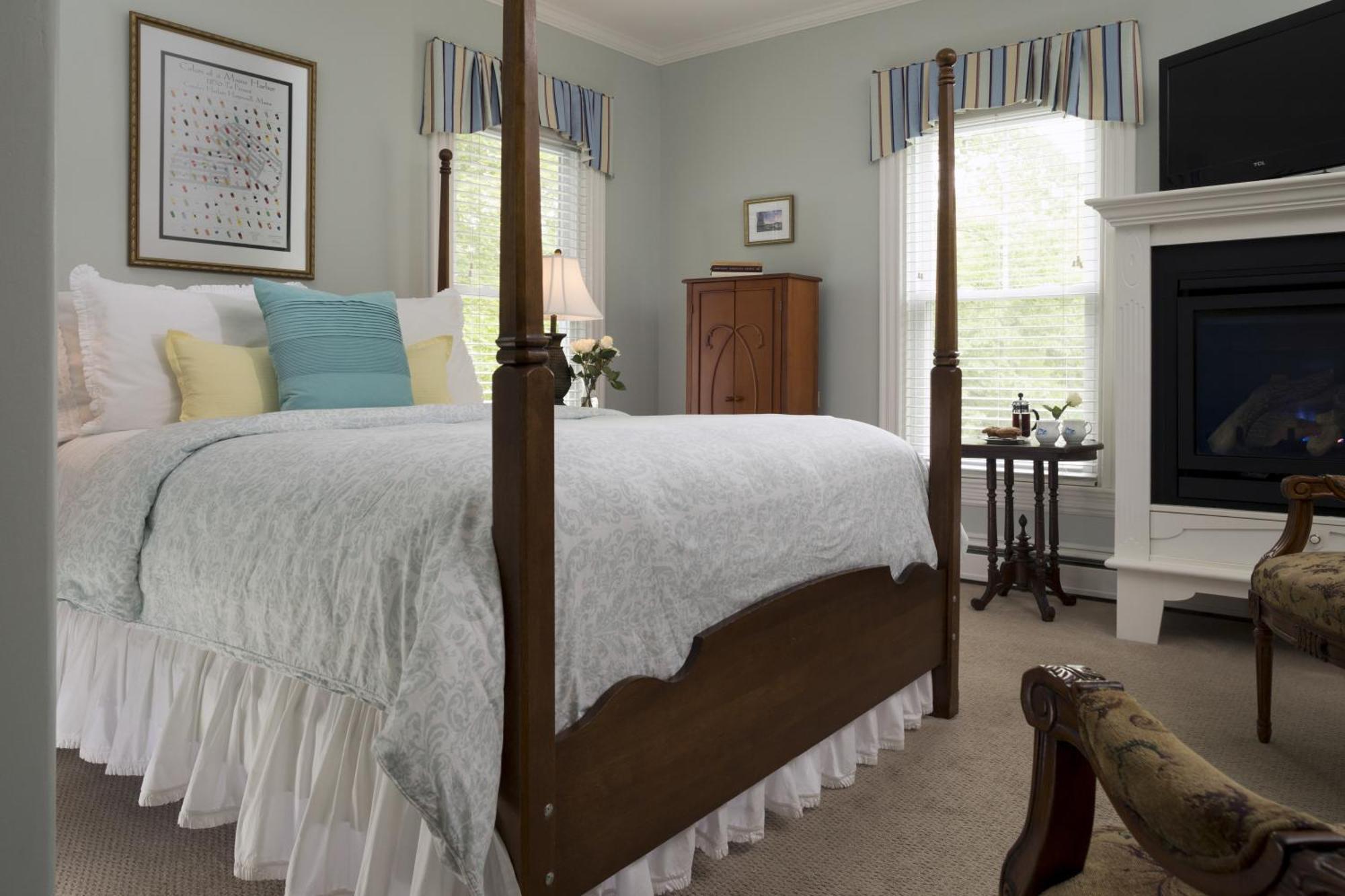 Queen Room